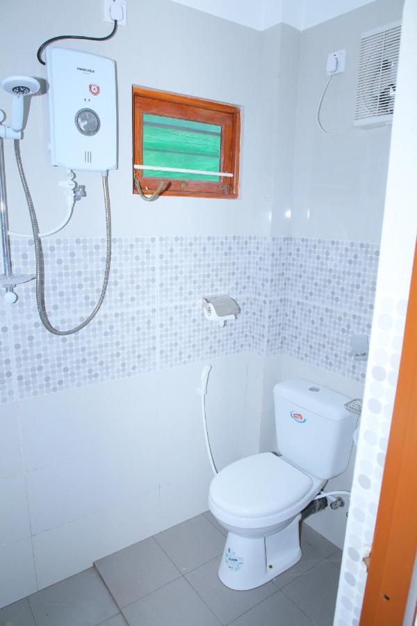 ג'פנה Hotel Cedar מראה חיצוני תמונה